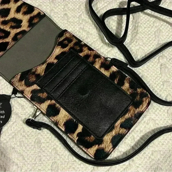 K. Carroll Leopard Print Crossbody Wallet Purse - Picture 2 of 4
